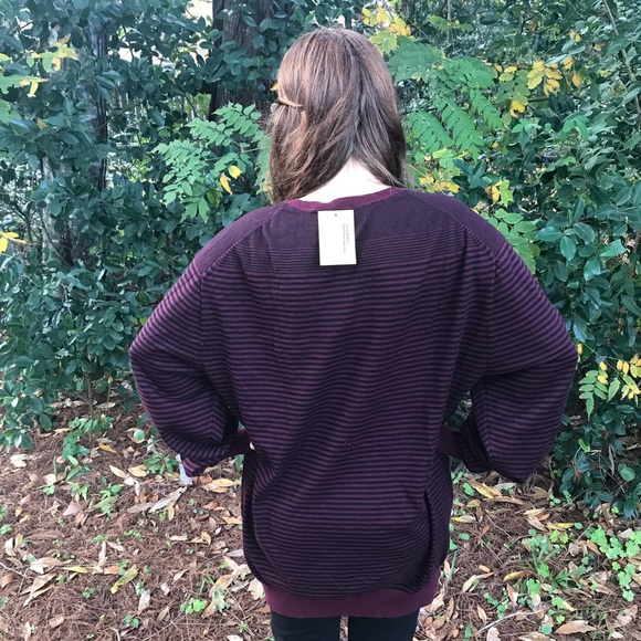 Claiborne Sweater - Picture 6 of 8